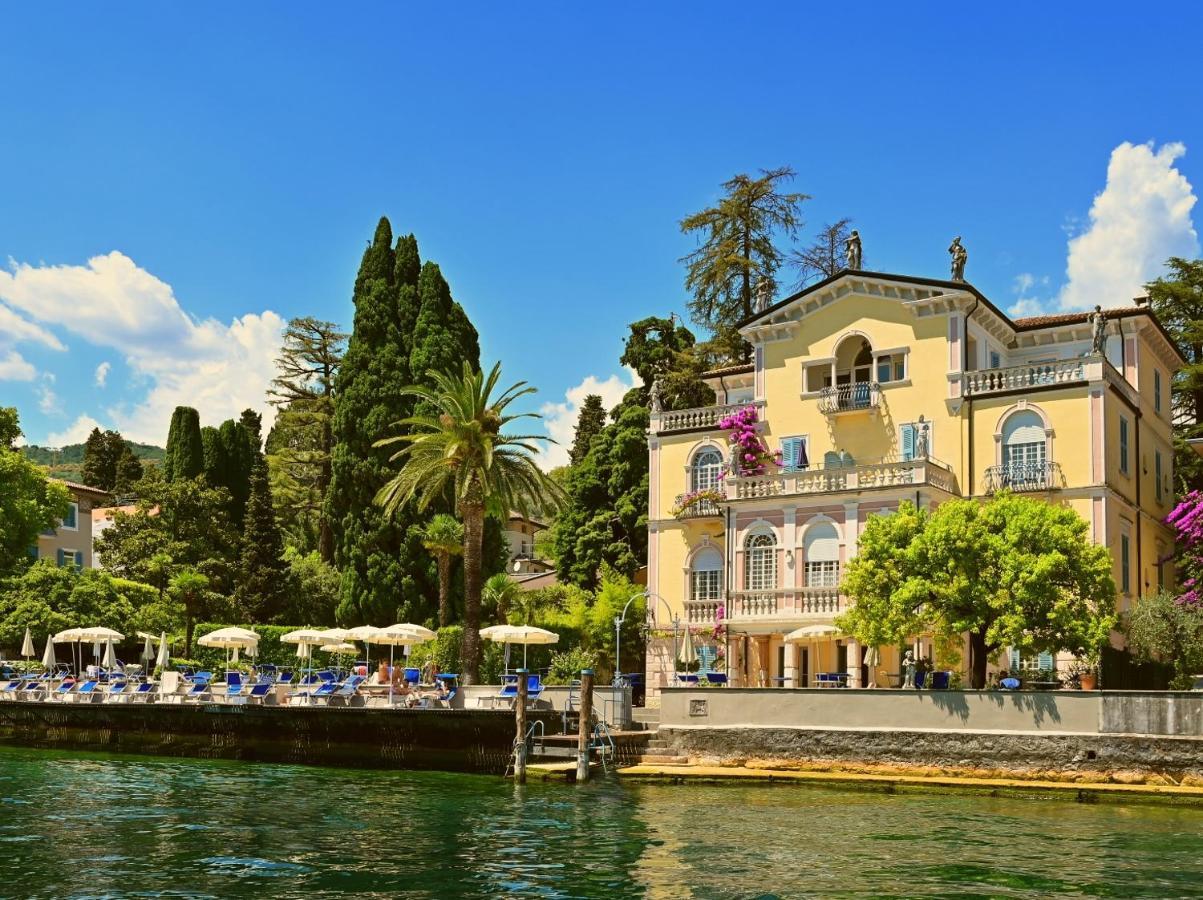 Hotel Monte Baldo E Villa Acquarone Gardone Riviera Exterior photo